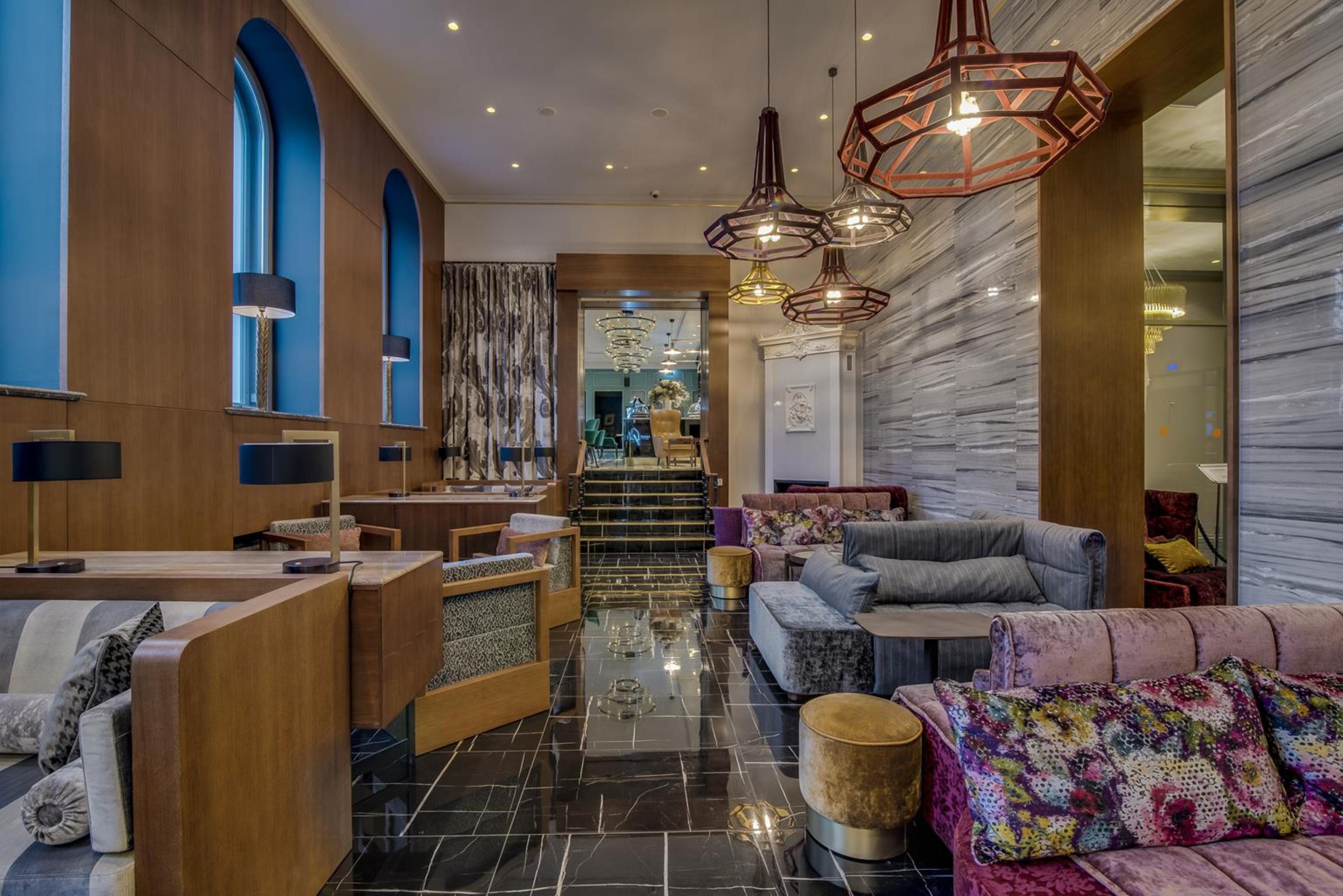 그랜드 포트 바이 세마라 호텔 리가 외부 사진 The interior of the hotel